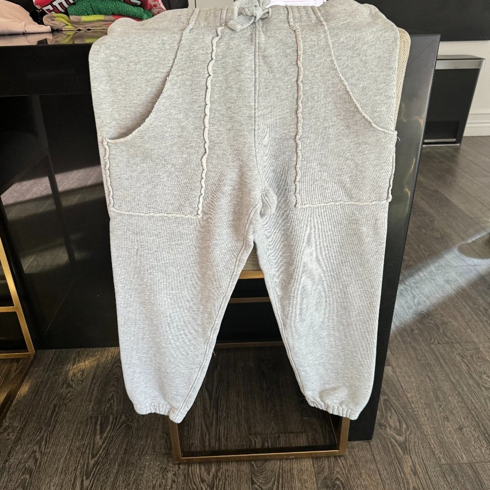 Frank and Eileen:  EAMON Jogger Sweatpant in Gray Melange (TRIPLE FLEECE)